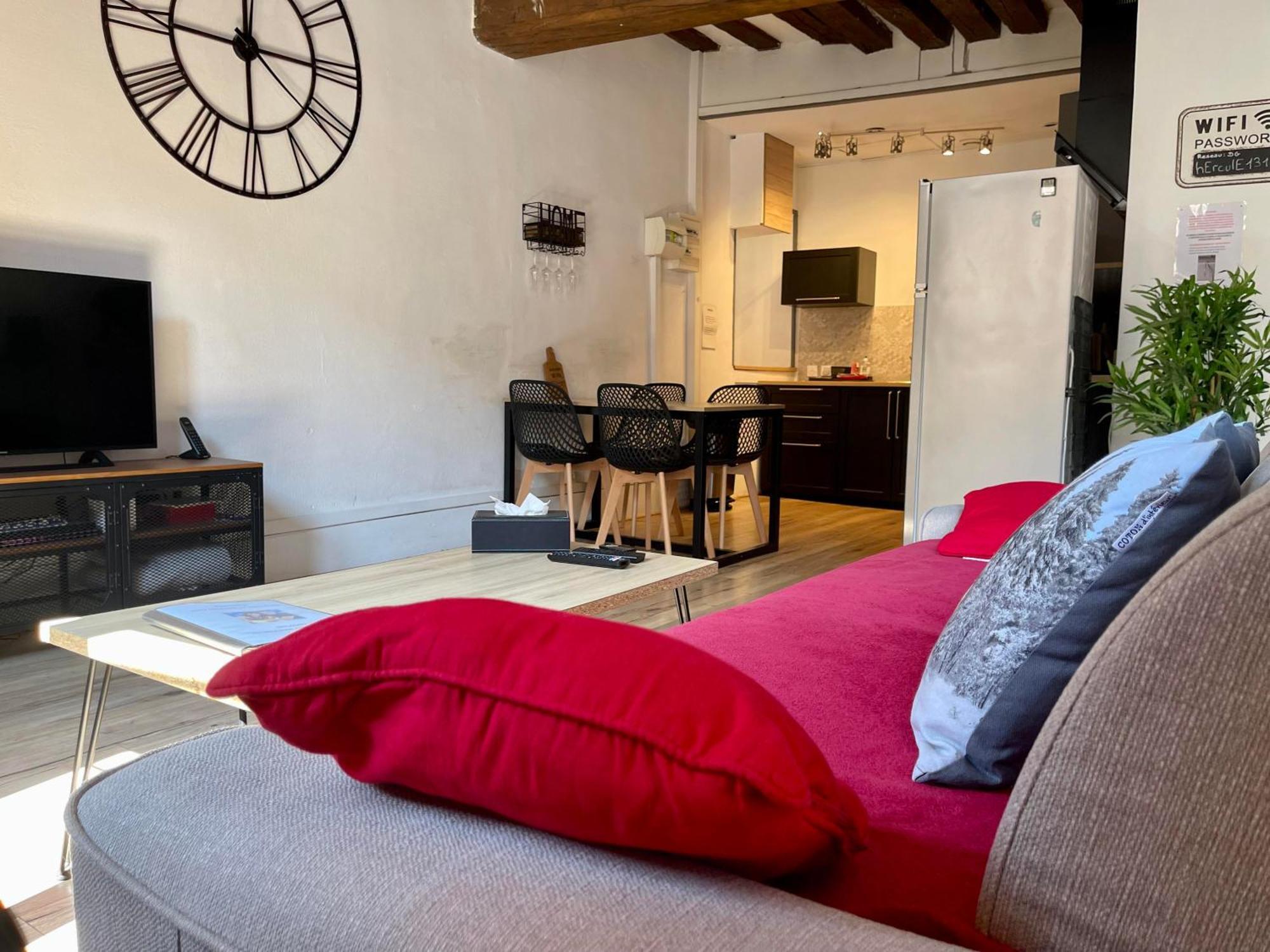 Appartements Chez Delphine Et Guillaume Au Coeur De Semur En Auxois Exteriér fotografie